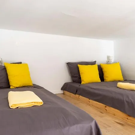 Industrial Style Self Checkin Street Parking