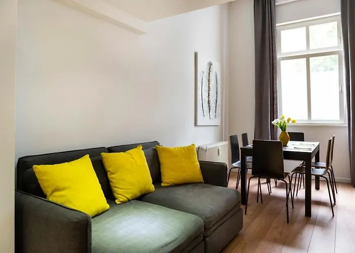 Industrial Style Self Checkin Street Parking Apartament Berlin